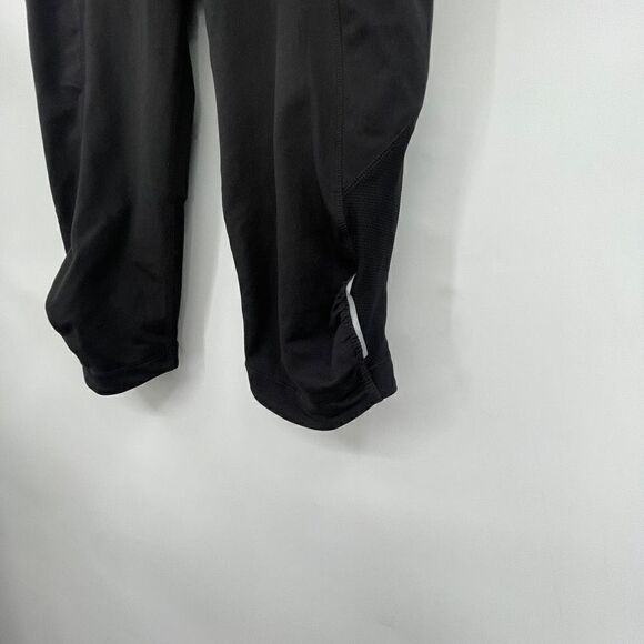 Athleta Black Athletic Mesh Dot Yoga Full-On Capri Cropped Leggings Medium - Picture 3 of 7